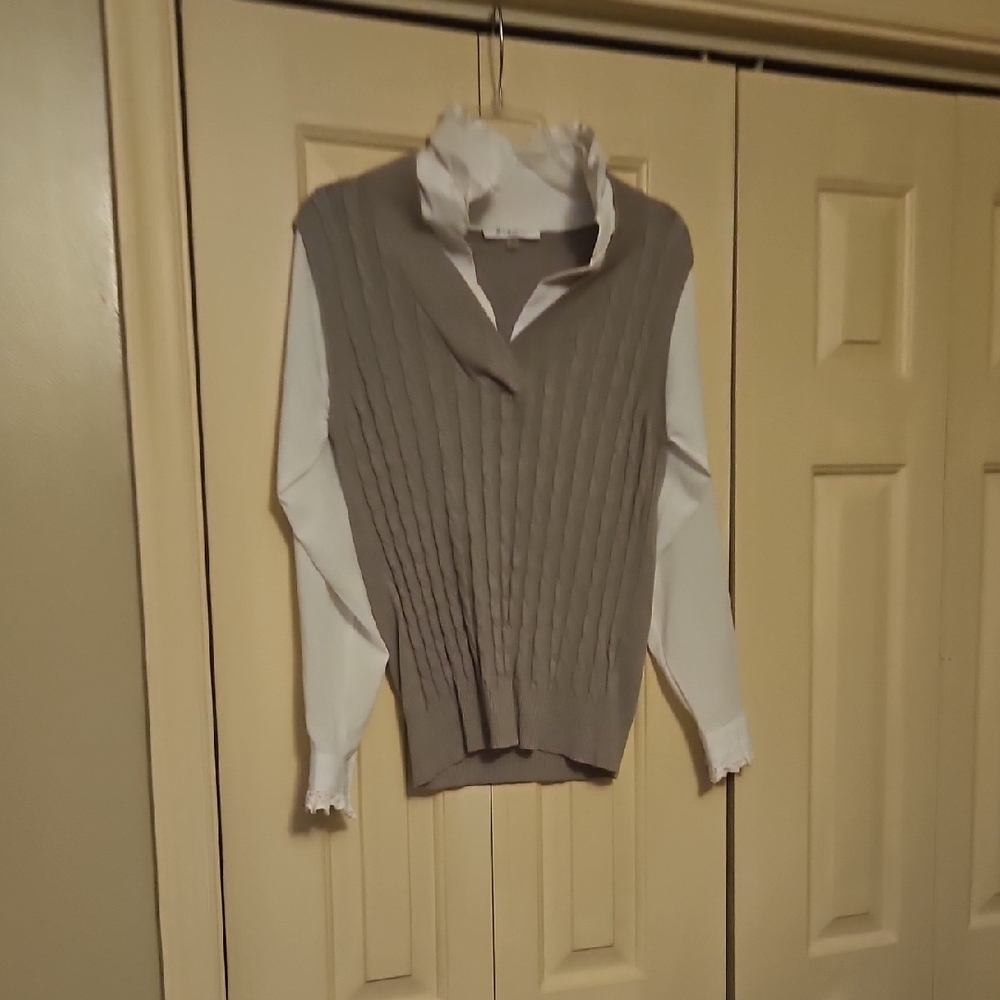 Milano V-Neck Gray Sweater Vest